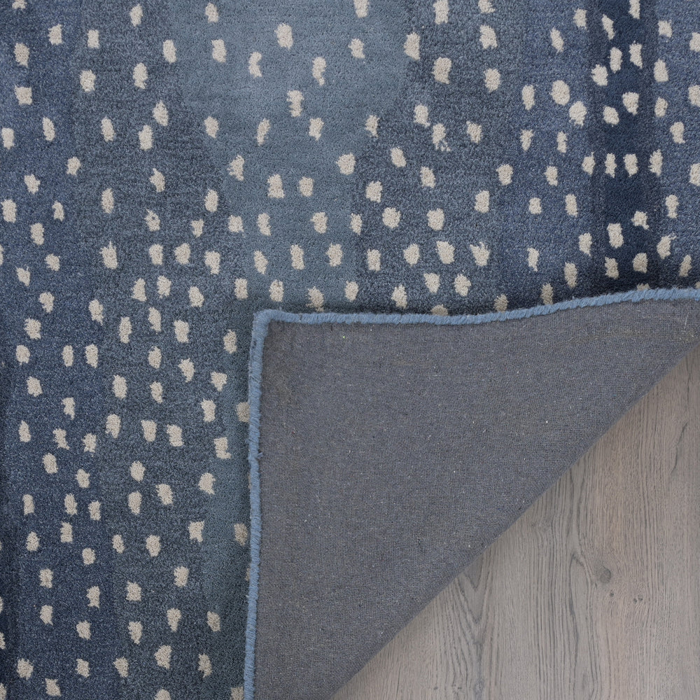 Antelope Cheetah Blue – Contemporary Handmade 100% Wool Area Rug