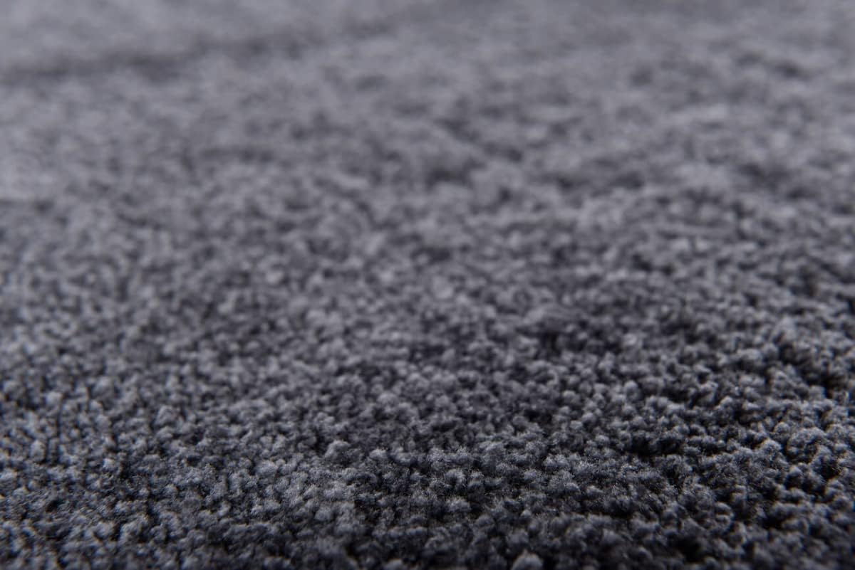 Modern Irregular Oval Rug – Hand-Tufted from New Zealand Wool with Soft and Cozy Feel