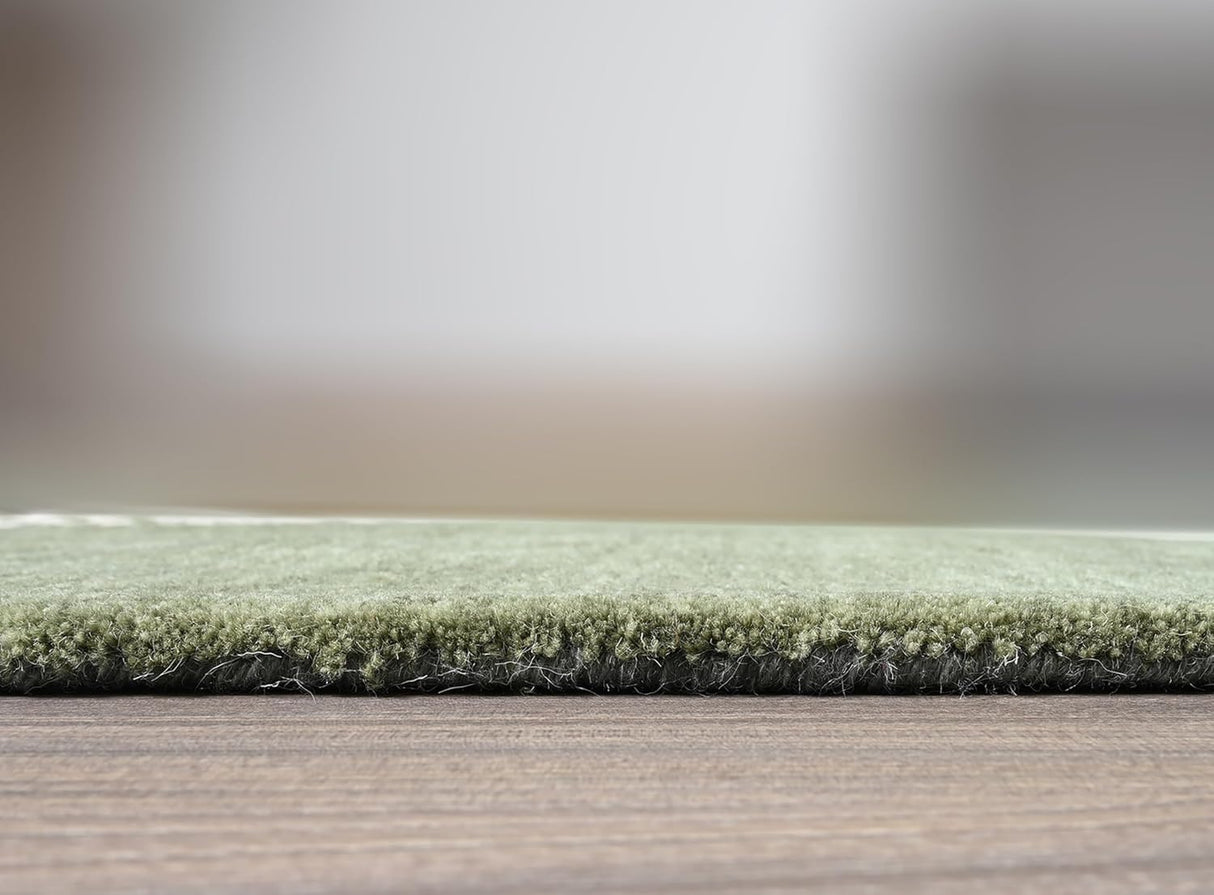 Hand-Tufted Snake Wool Rug