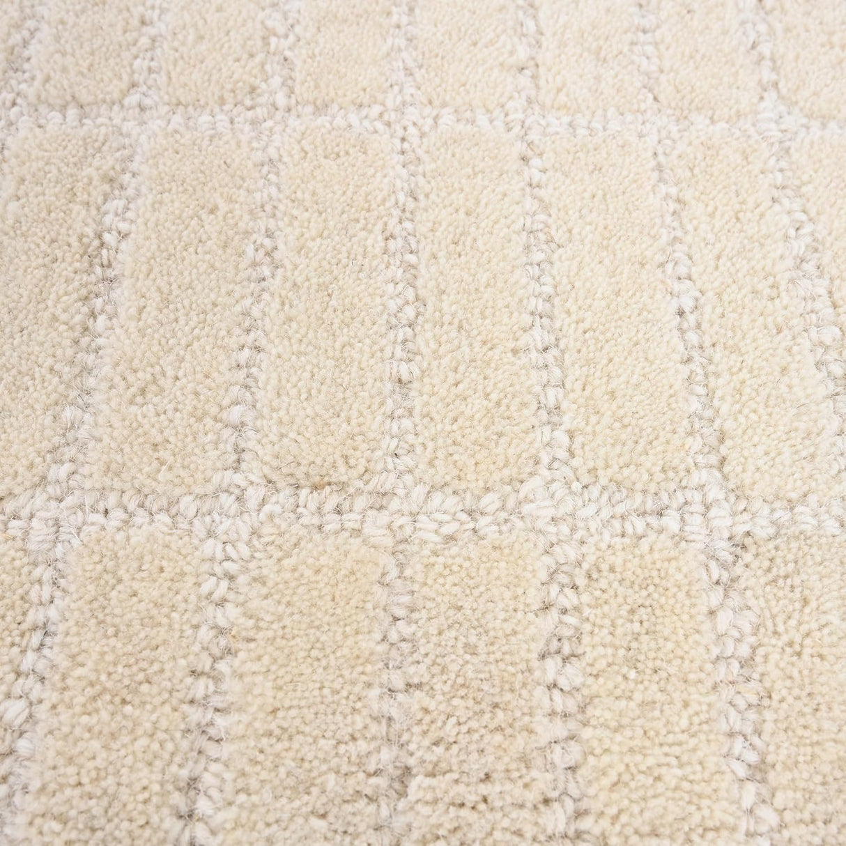 Handmade Capitola Area Rug | Space Dyeing, Premium Wool Carpet