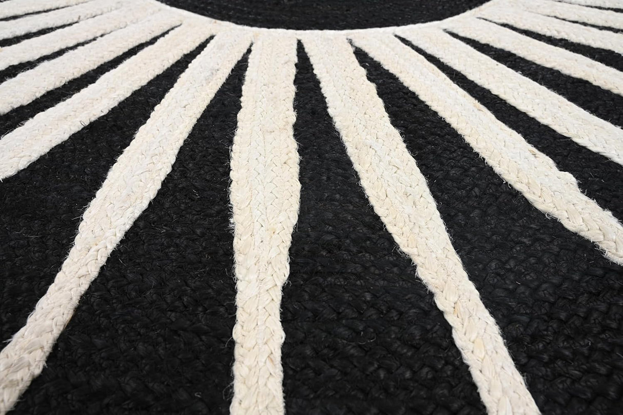 Round Jute Rug – Handwoven Natural Fiber Accent Rug