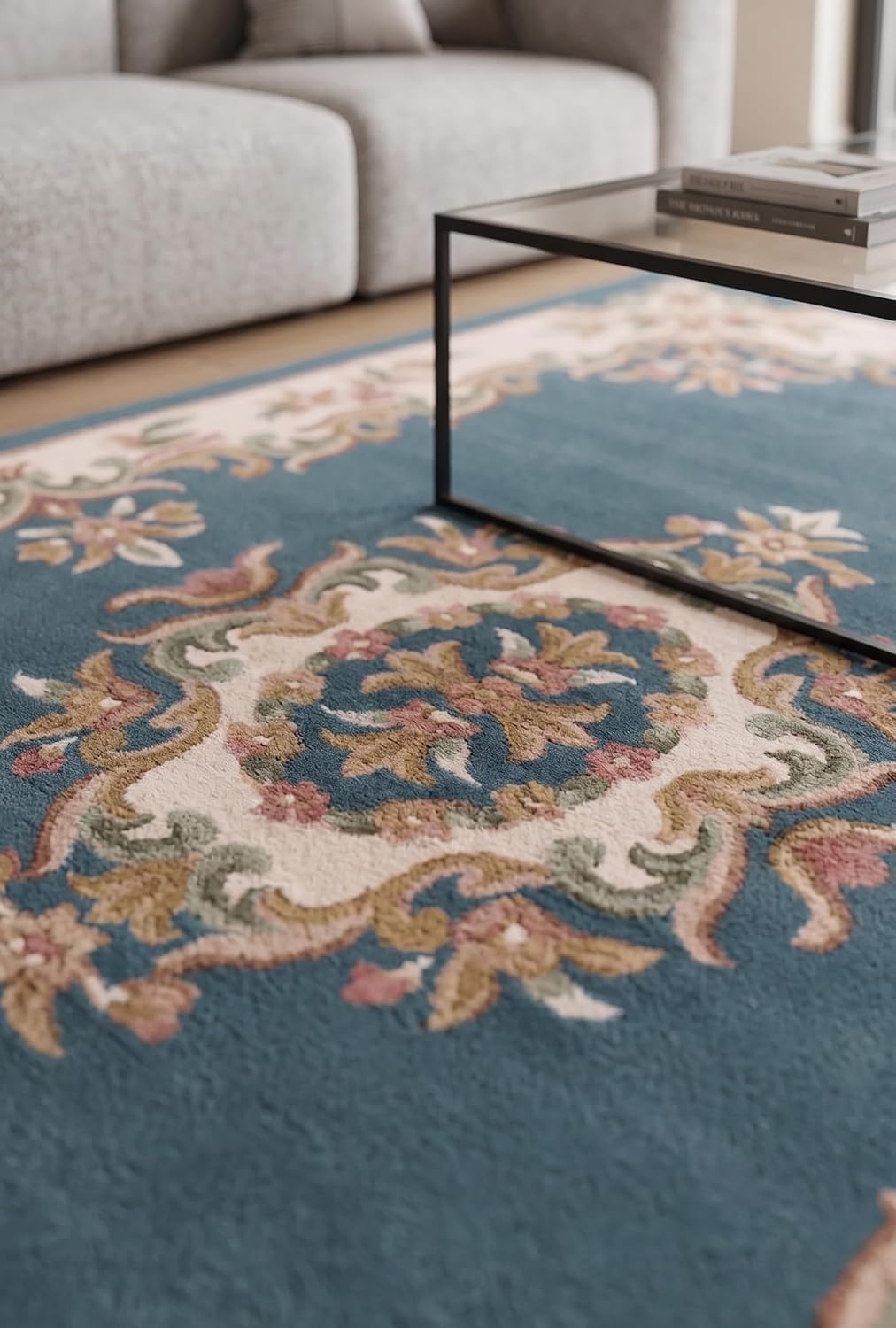 Handmade Traditional Wool Rug | Floral Medallion Border Design