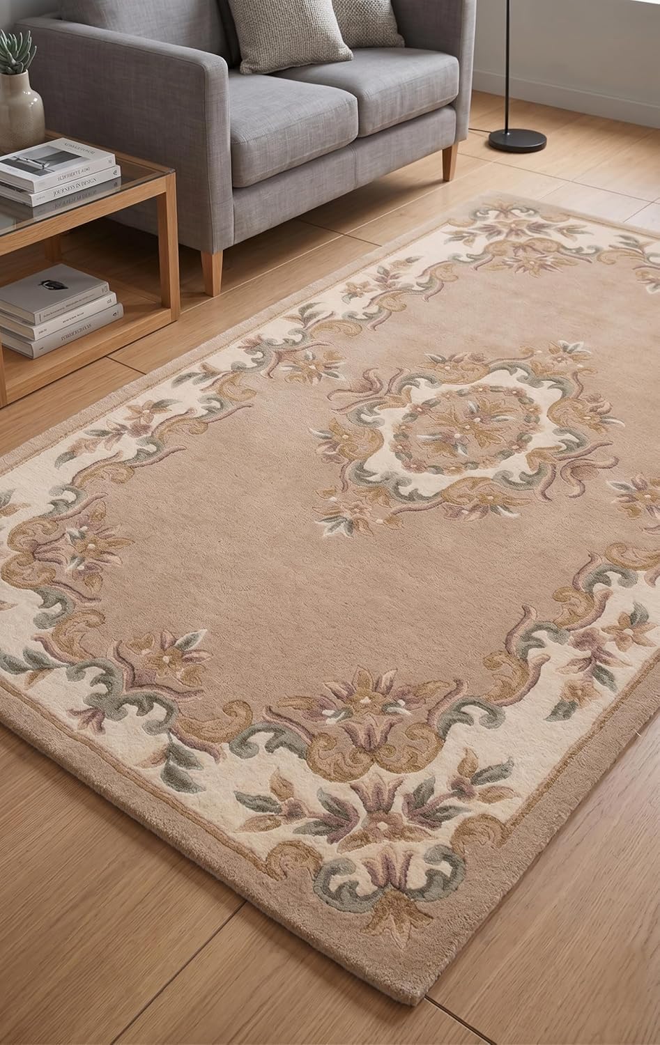Handmade Traditional Wool Rug | Floral Medallion Border Design