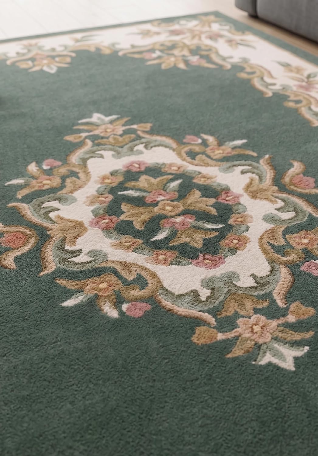 Handmade Traditional Wool Rug | Floral Medallion Border Design