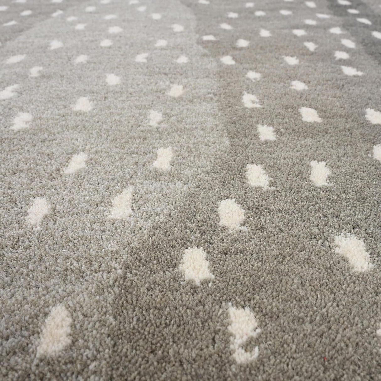 Antelope Cheetah Blue – Contemporary Handmade 100% Wool Area Rug