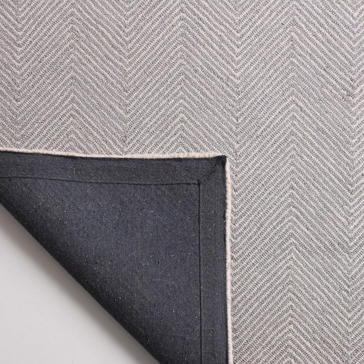 Modern Herringbone Chevron Collection Handmade Wool Area Rug