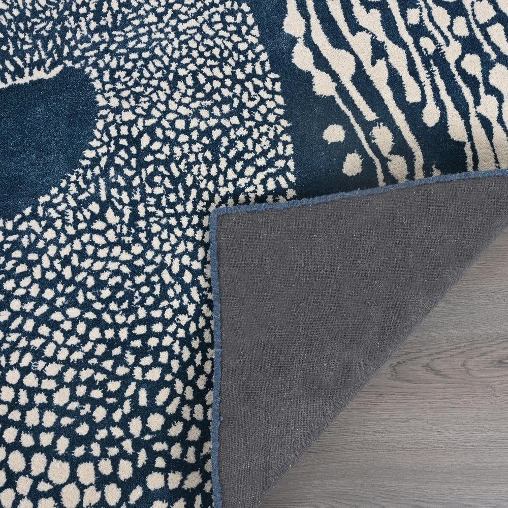 Hand-Tufted Antelope Wool Area Rug – Animal Print, Modern Carpet