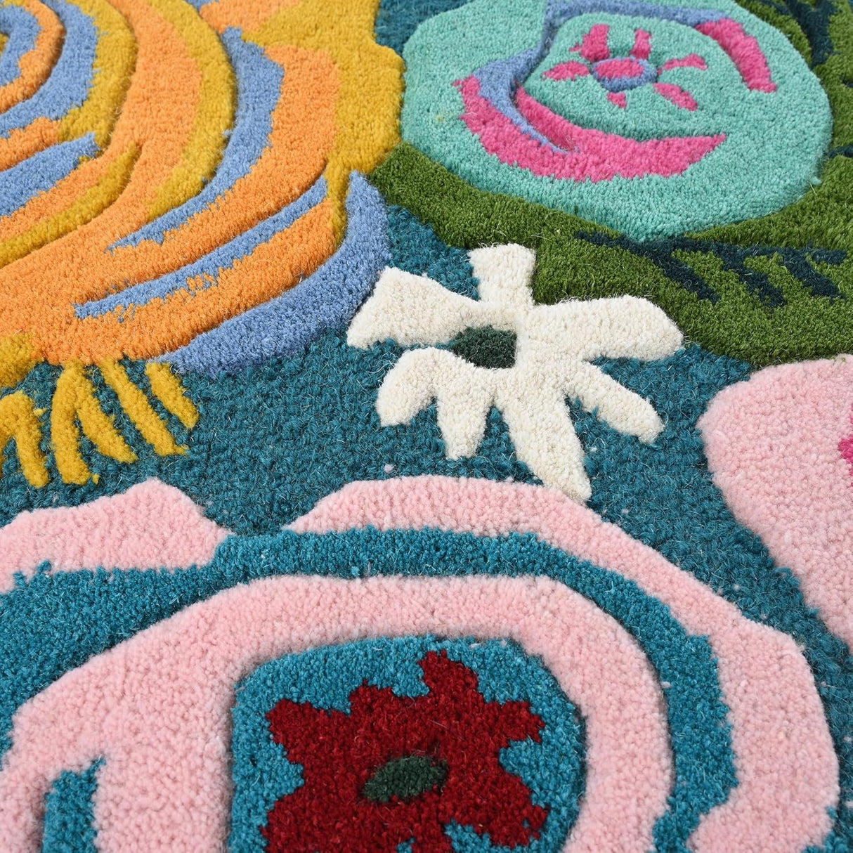 Handmade Colorful Roses Floral Wool Area Rug