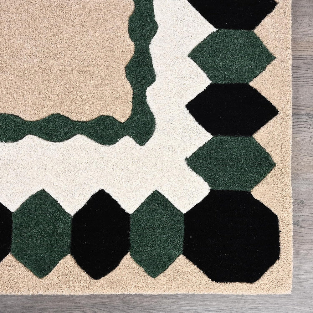 Hand-Tufted Wool Rug – Geometric Border Design in Black, Green & Beige