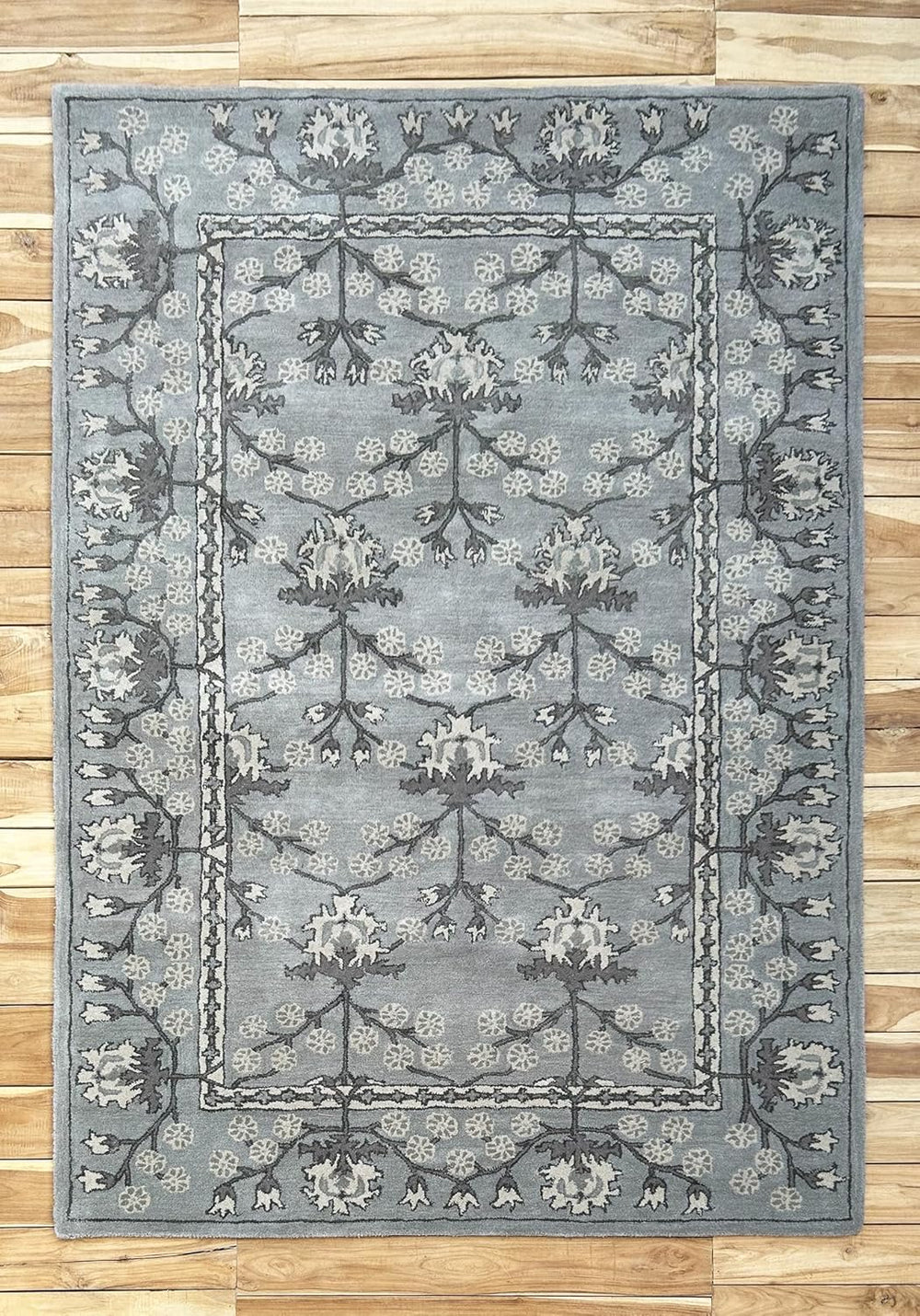 Hand Made Kennedy Charcoal 100% Imported Wool Rug