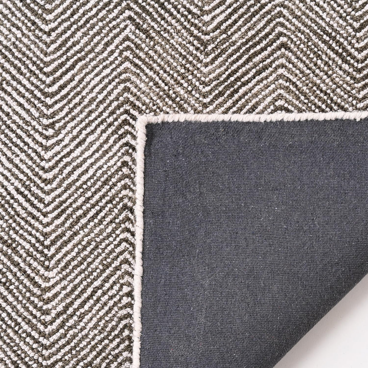 Modern Herringbone Chevron Collection Handmade Wool Rug