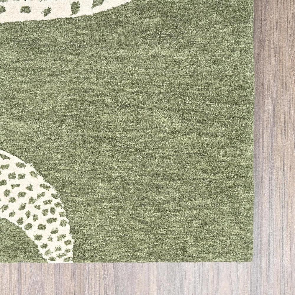 Hand-Tufted Snake Wool Rug