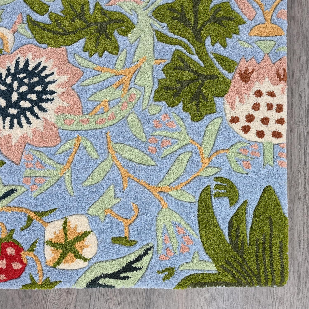 Premium Handmade Wild Strawberry Floral Wool Area Rug