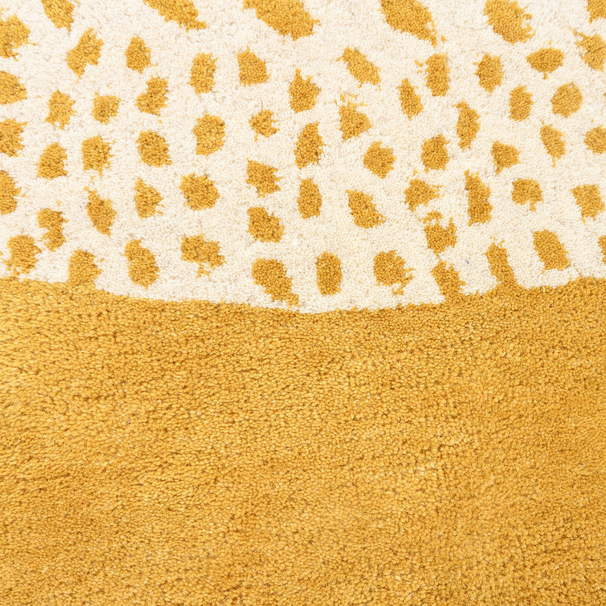 Hand-Tufted Snake Wool Rug