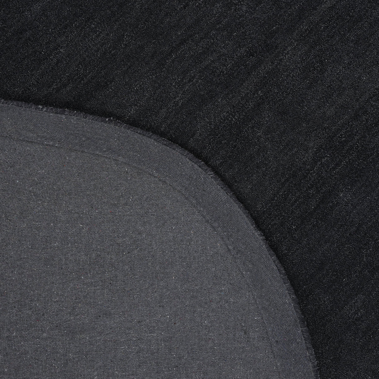 Modern Oval Shape Wool Rug - Irregular Shaped