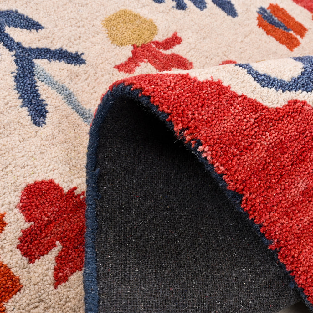 Handmade Oushak Wool Area Rug – Featuring Floral and Botanical Patterns in Soft Tones