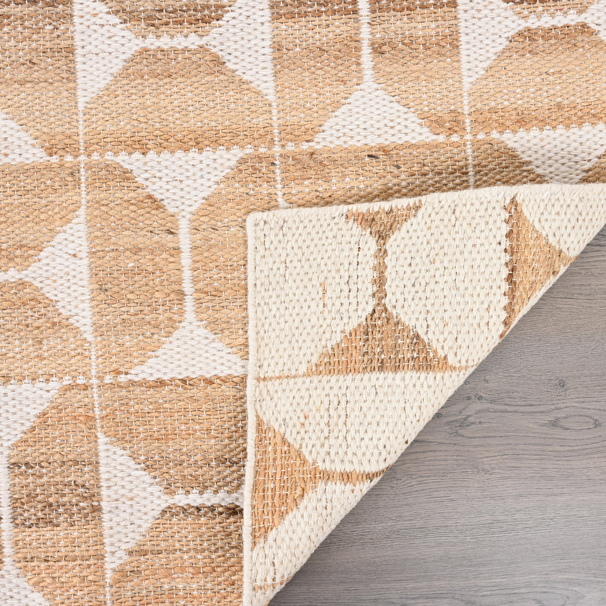 Handwoven Jute Rug with Cotton Base