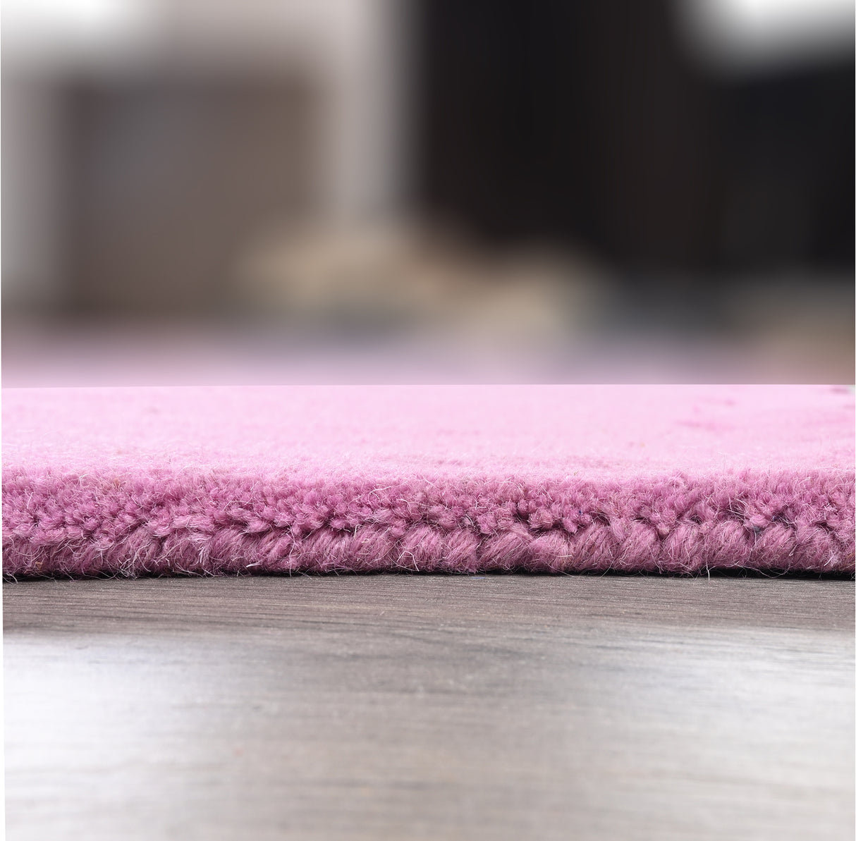 Scalloped Wool Rug – Hand-Tufted, Thick & Soft, Wavy Edge with Cotton Backing