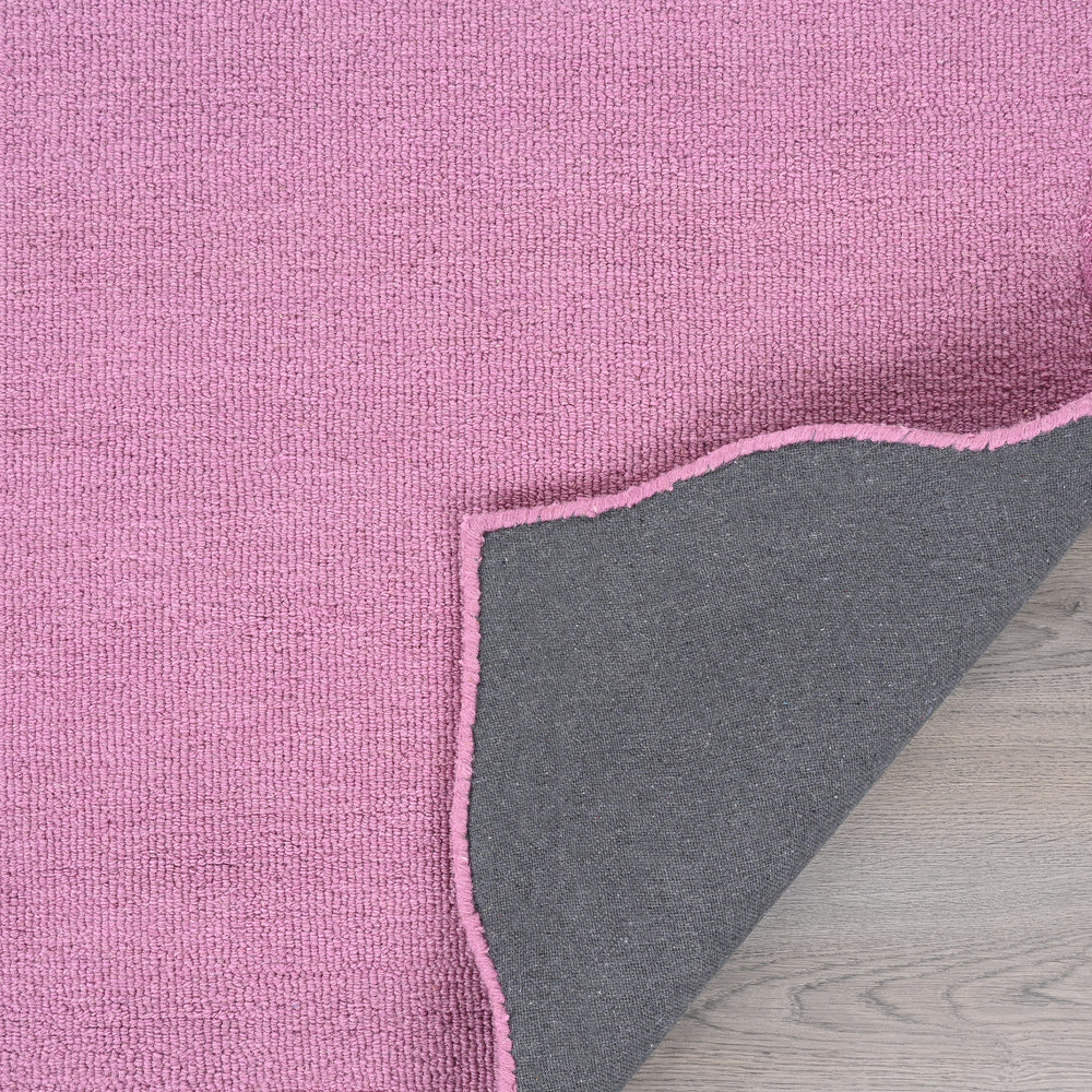 Scalloped Wool Rug – Hand-Tufted, Thick & Soft, Wavy Edge with Cotton Backing