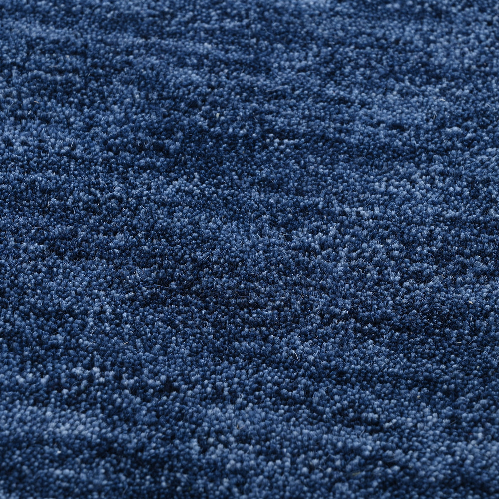 Hand-Tufted Wool Rug - Intricate White Vine Border Carpet