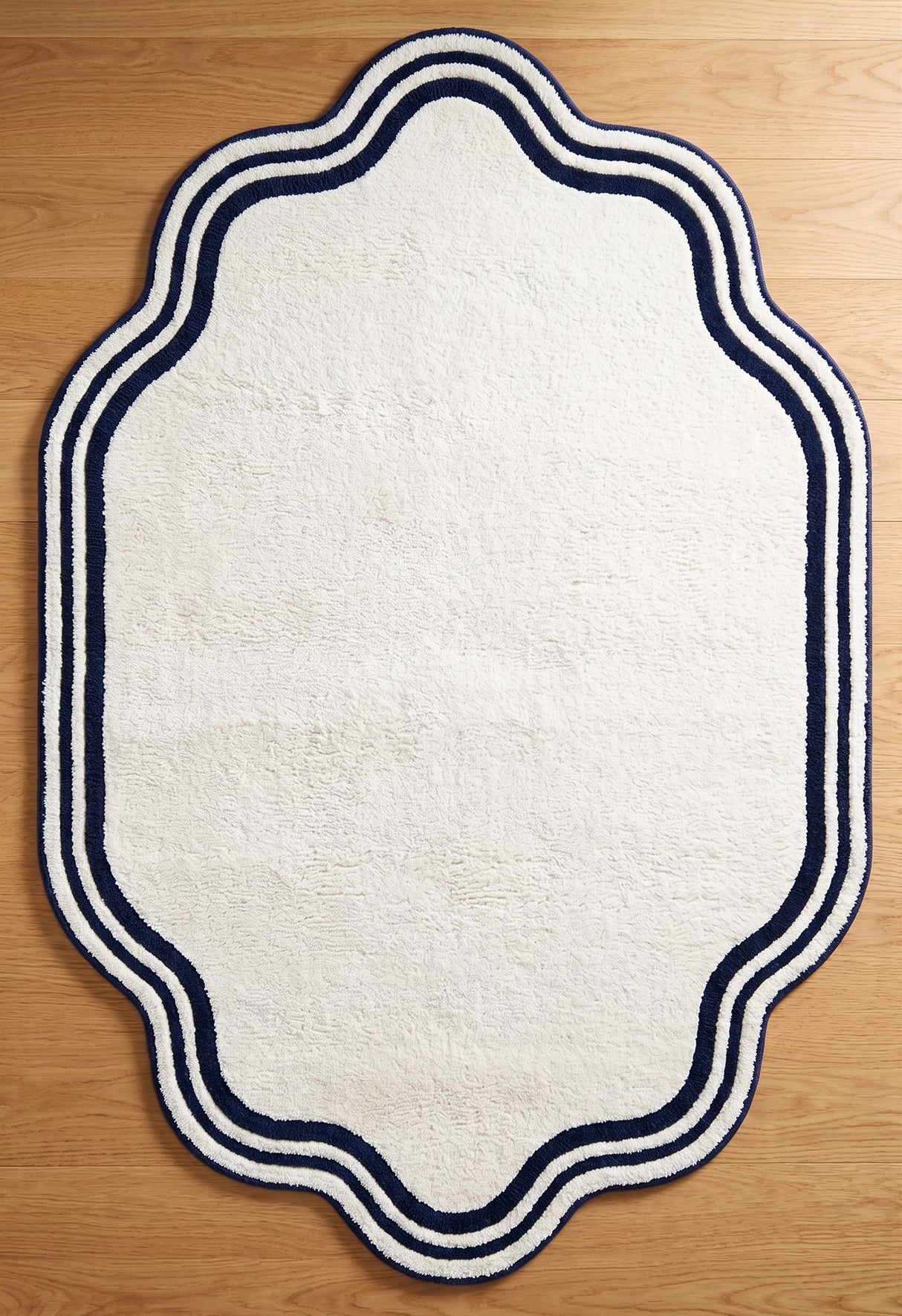 Modern Hand Tufted Wool Area Rug, Scalloped Border Design