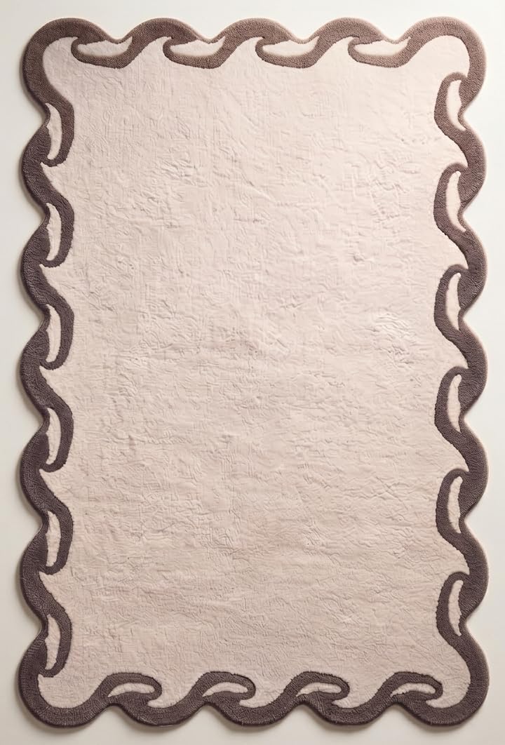 Hand-Tufted Wool Area Rug Scalloped Wave Border,