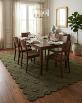 Hand Tufted Wool Rug, Floral Botanical Pattern with Scalloped