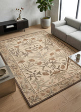 Hand-Tufted Adeline Wool Rug with Traditional Floral Tulip Design