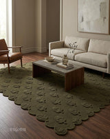 Hand Tufted Wool Rug, Floral Botanical Pattern with Scalloped