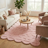 Hand-Tufted Wool Rug Scalloped Edge Modern Geometric Pattern
