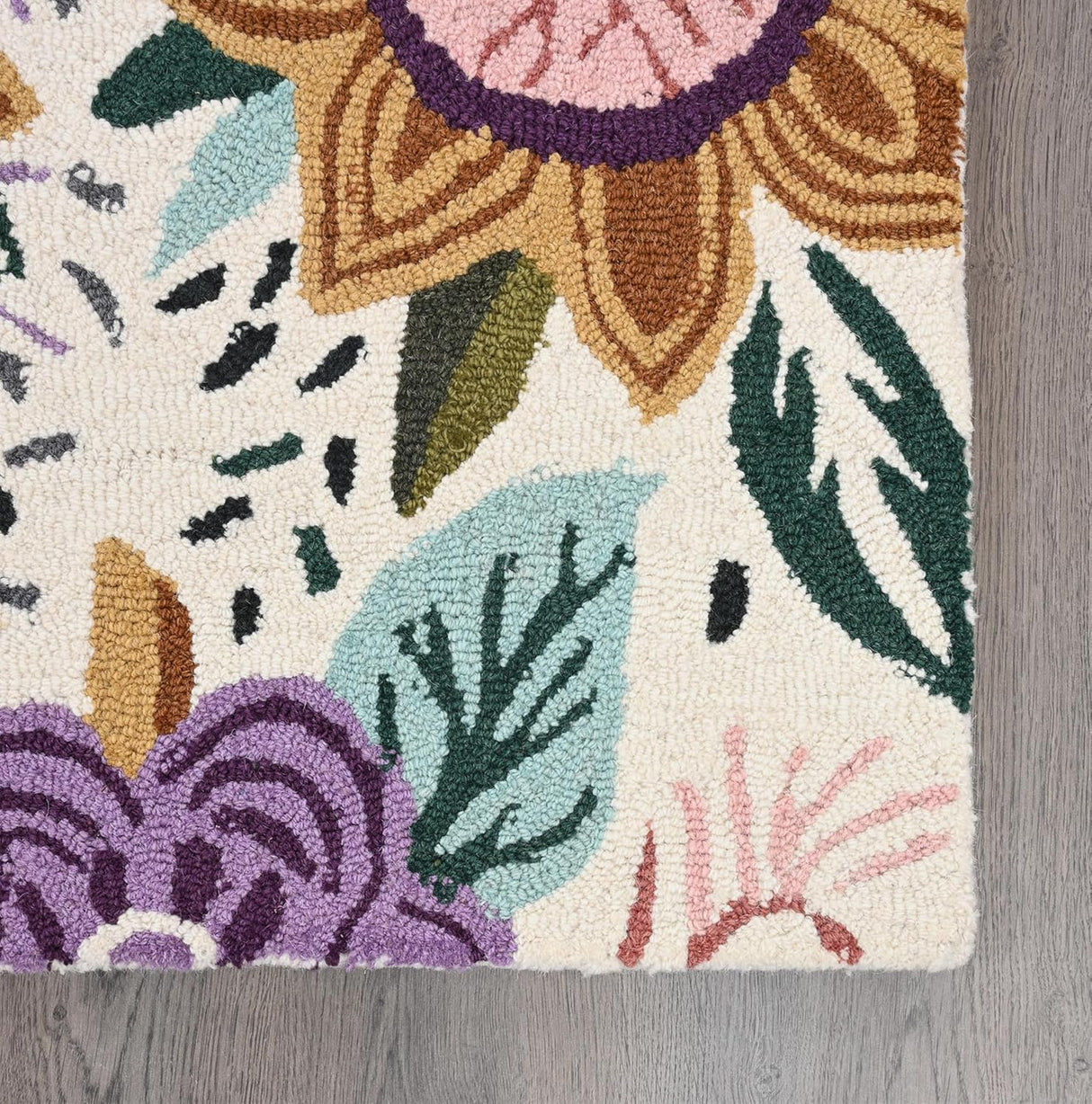 Hand-Tufted Floral Area Rug - Colorful Garden Design