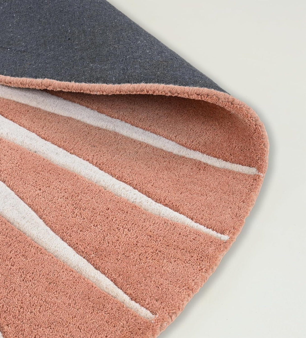 Modern Round Area Rug – Hand-Tufted with 100% New Zealand Wool