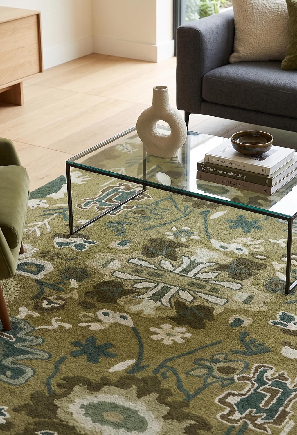 Handmade Oushak Wool Area Rug – Featuring Floral and Botanical Patterns in Soft Tones
