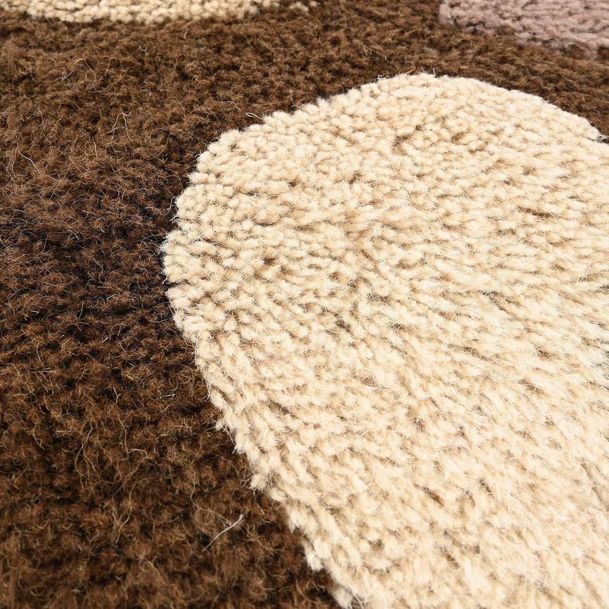 Abstract Geometric Wool Rug – Pebble Stone Pattern | Hand-Crafted Soft Washable Carpet