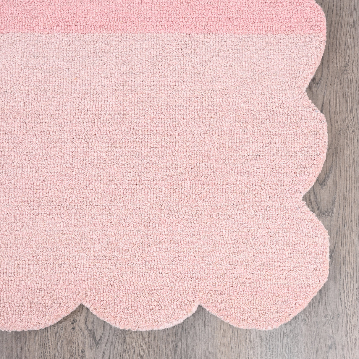 Handcrafted Scalloped Wool Rug - 100% Wool Plush Carpet