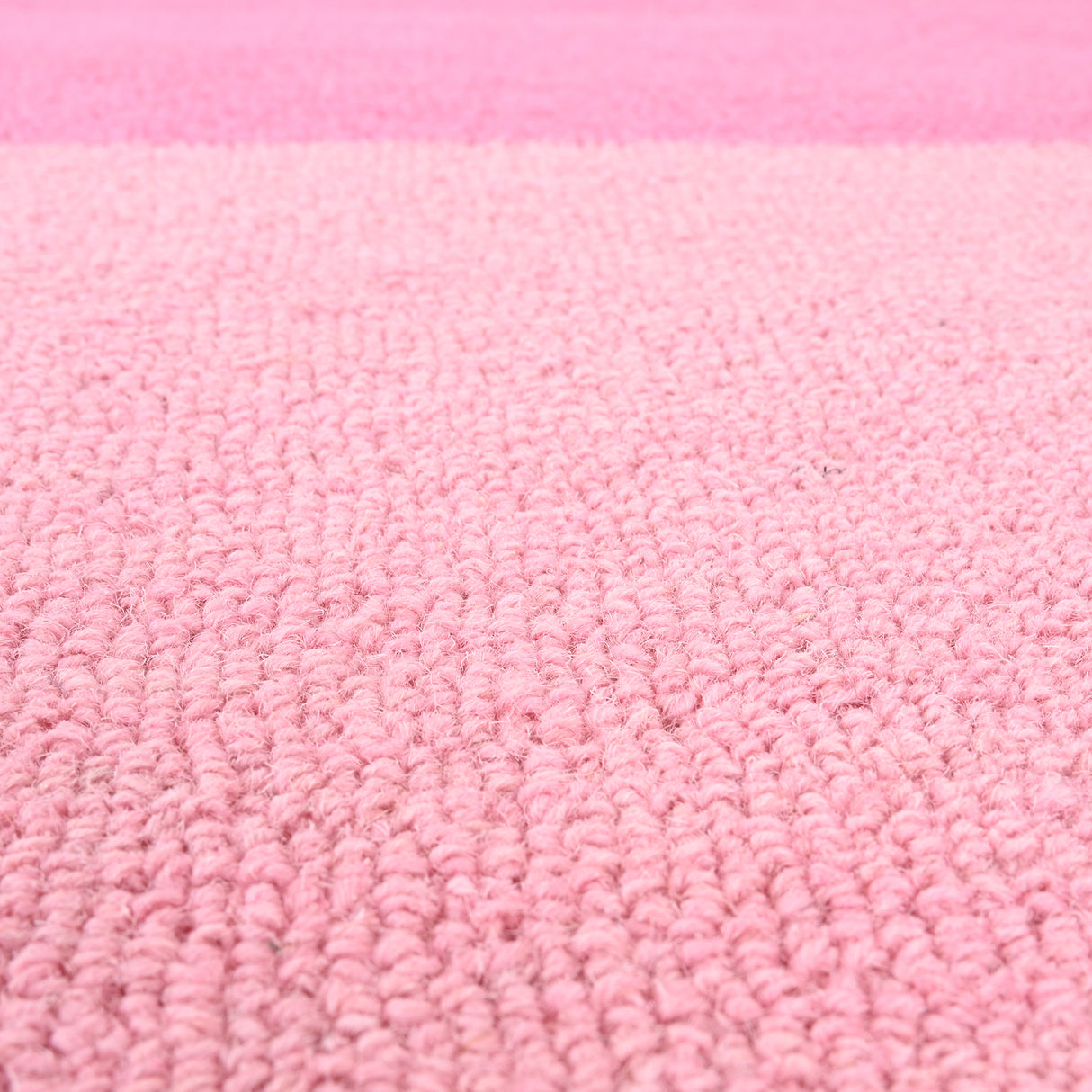 Handcrafted Scalloped Wool Rug - 100% Wool Plush Carpet